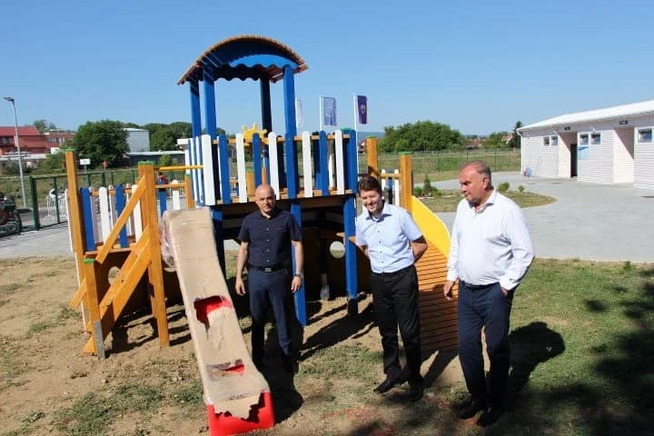 Novi sadržaj za najmlađe na požeškim Gradskim bazenima /FOTO/