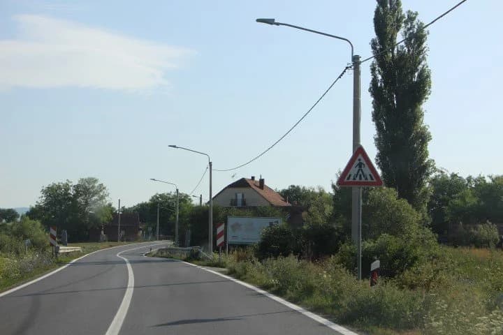 Eminovci ponovno došli na red kako je i najavljivano: Počinje izgradnja nogostupa, pješačkog mosta, autobusnih stajališta i parkirališta