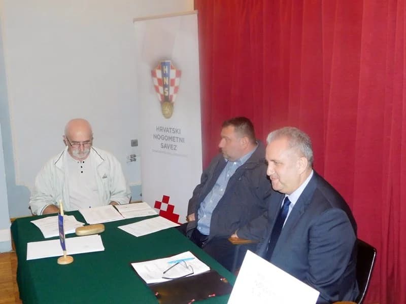 Muti li bistru vodu požeško slavonski Nogometni savez: Upitni kriteriji za međužupanijsku ligu početnika i mlađih pinoira