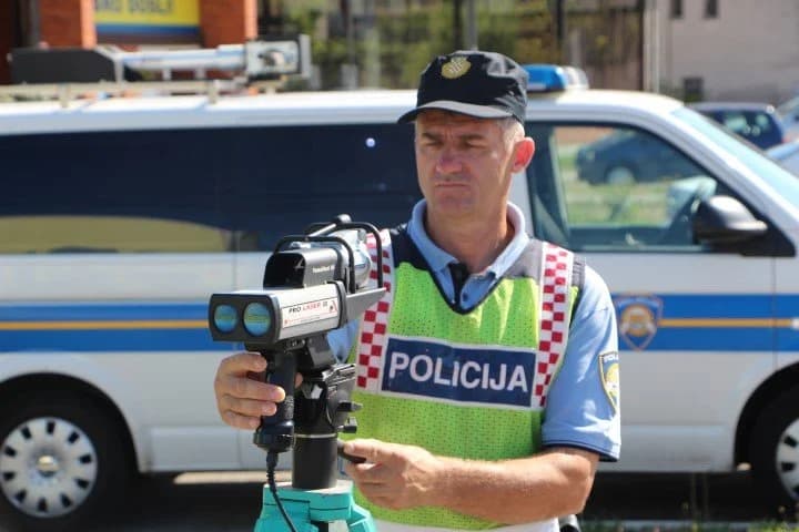 Vozači oprez, u utorak 8.kolovoza policijska akcija usmjerena na nadzor brzine