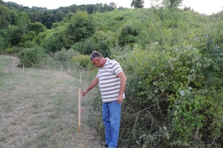 Poljodjelci, lovci i šumari postavljaju električni pastir pod šumama Dilj gore