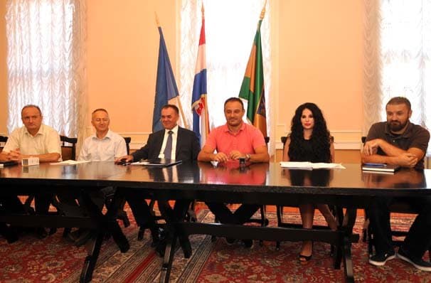 Počinju radovi na obnovi županijske palače u Požegi