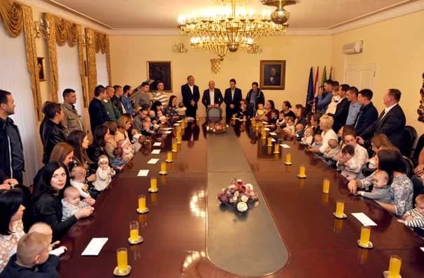 Još jedna generacija najmlađih sugrađana na prijemu u požeškoj Gradskoj kući /FOTOGALERIJA/