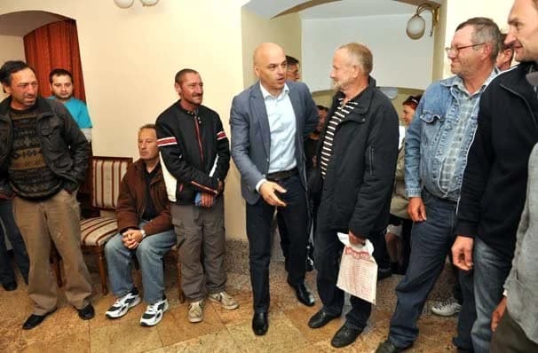 Socijalno ugroženim obiteljima s područja grada Požege uručene novčane naknade za kupnju ogrjeva