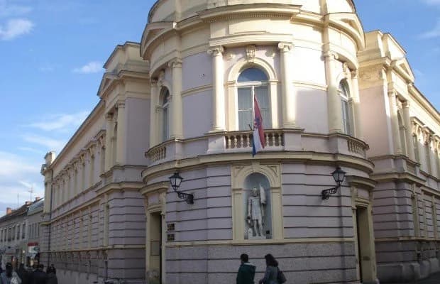 Suci deložirali dvojicu kolega sudaca iz sudnica bez njihova znanja i nazočnosti!