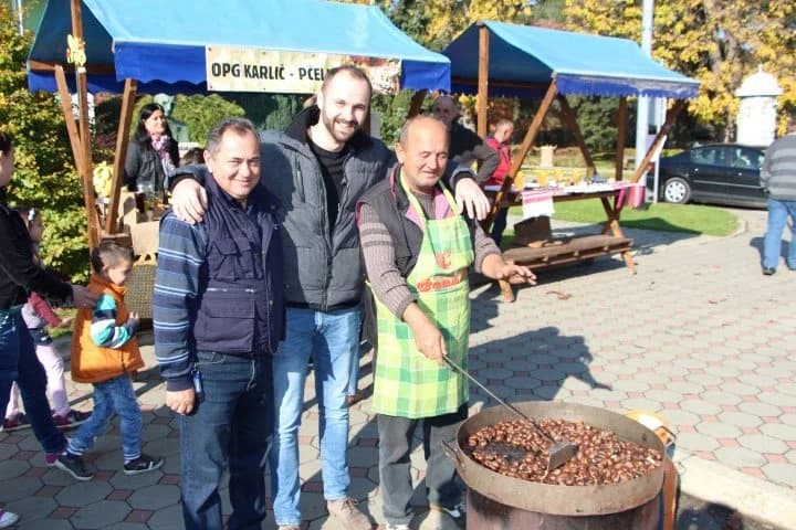 11. Kestenijada u Pleternici: "Jesen je kraljica boja, mirisa i okusa" /FOTOGALERIJA/