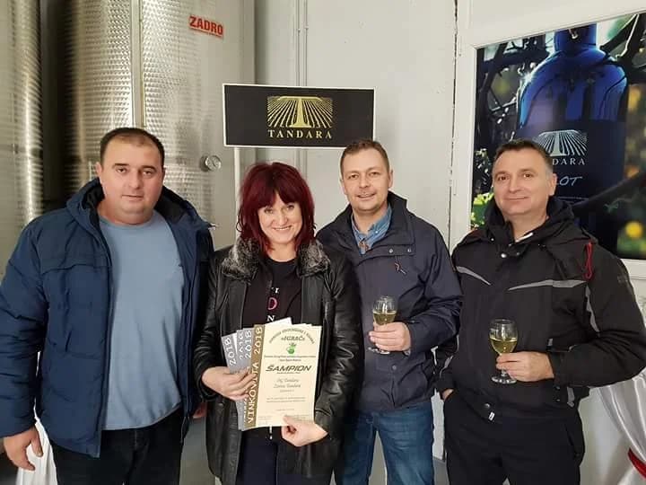 Vinski putevi: Vrhunska kapljica dovoljna je za dobro druženje u kutjevačkom vinogorju /FOTO/