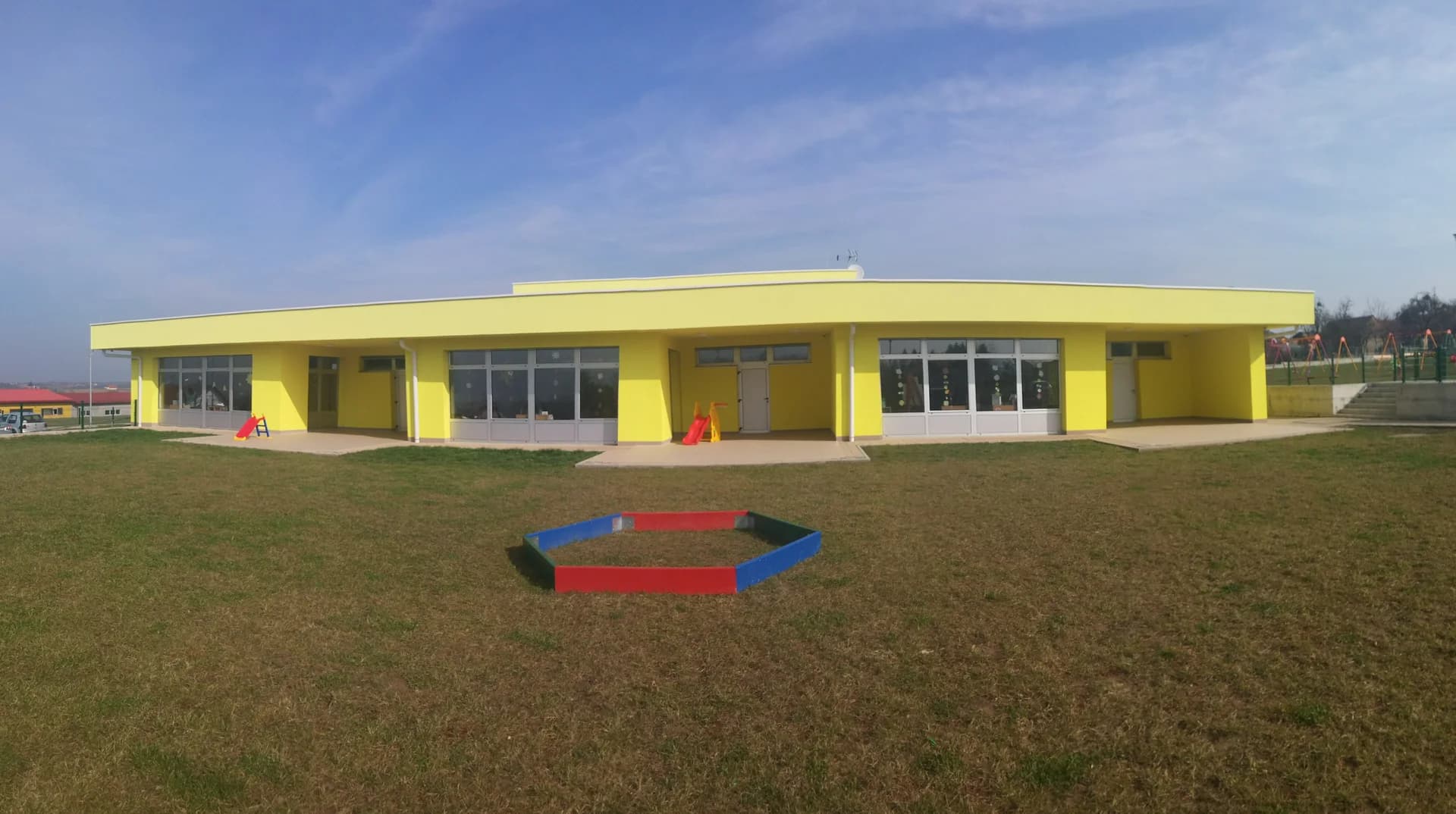 Dječja igraonica Dječjeg vrtića Jakšić započinje s radom 1.veljače 2018. godine
