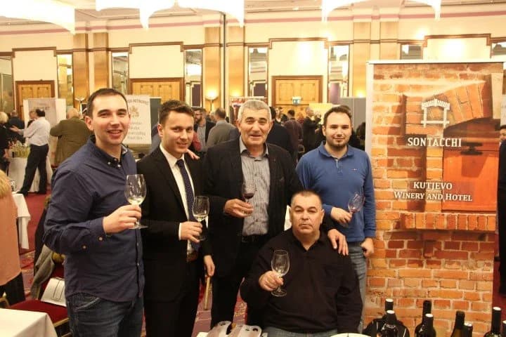 Mlada vina u metropoli: Vinari iz Zlatne doline potvrdili da najbolja vina dolaze iz našega kraja /FOTOGALERIJA/