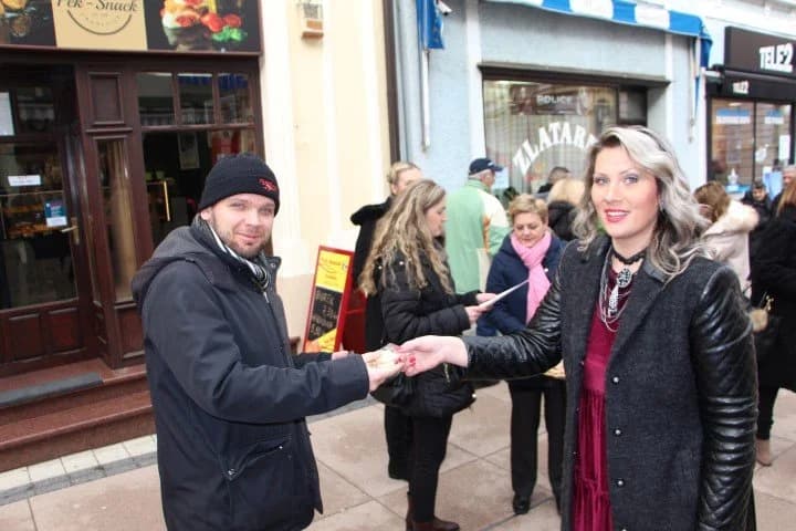 Valentinovska akcija članica Zajednice žena HDZ-a “Katarina Zrinski”