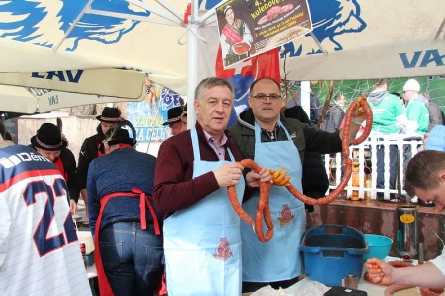 Kolegama iz Požeške Kronike srebrna medalja na 4. Festivalu kulenove seke u Bačkom Petrovcu