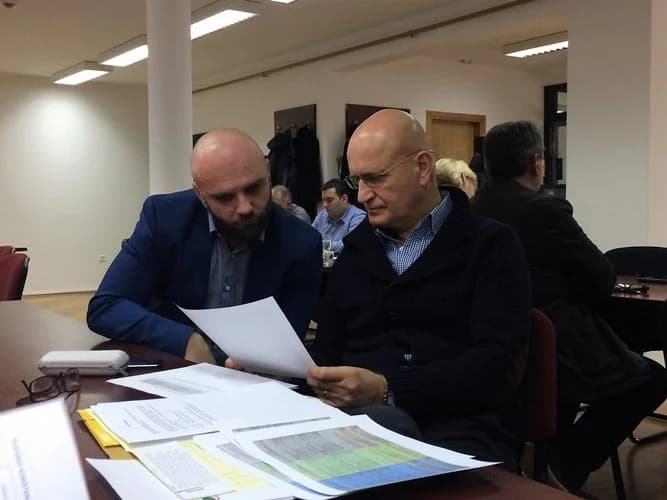 Predstavnici devet komunalnih društava u Požegi raspravljali o novim obvezama i cijenama u gospodarenju otpadom