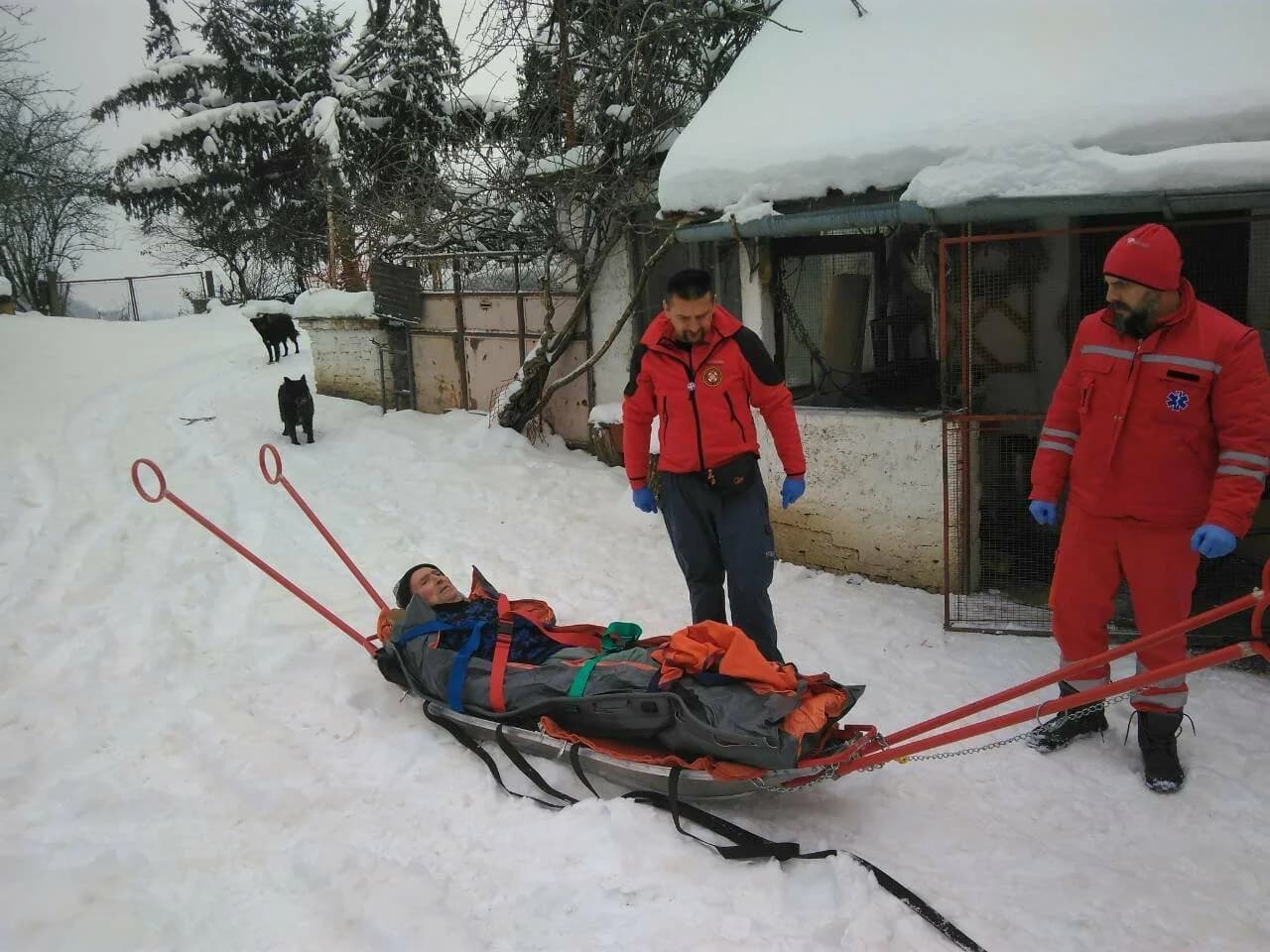 Muke zbog ledene kiše: Pri padu ozlijedio kuk; intervenirao HGSS i hitna pomoć