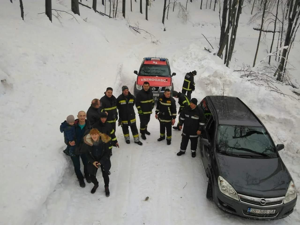 Velički vatrogasci ponovno u akciji spašavanja na Papuku /FOTO/