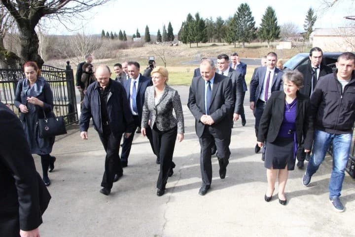 Upozorili smo predsjednicu Republike Hrvatske da je situacija u mljekarstvu neizdrživa /FOTO/