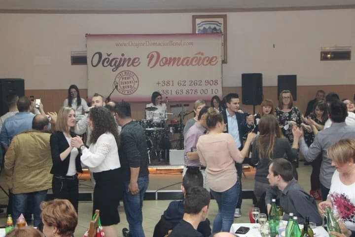 „Očajne domaćice“ očarale svirače požeškog, brodskog, gradiškog, našičkog i đakovačkog kraja /FOTOGALERIJA/
