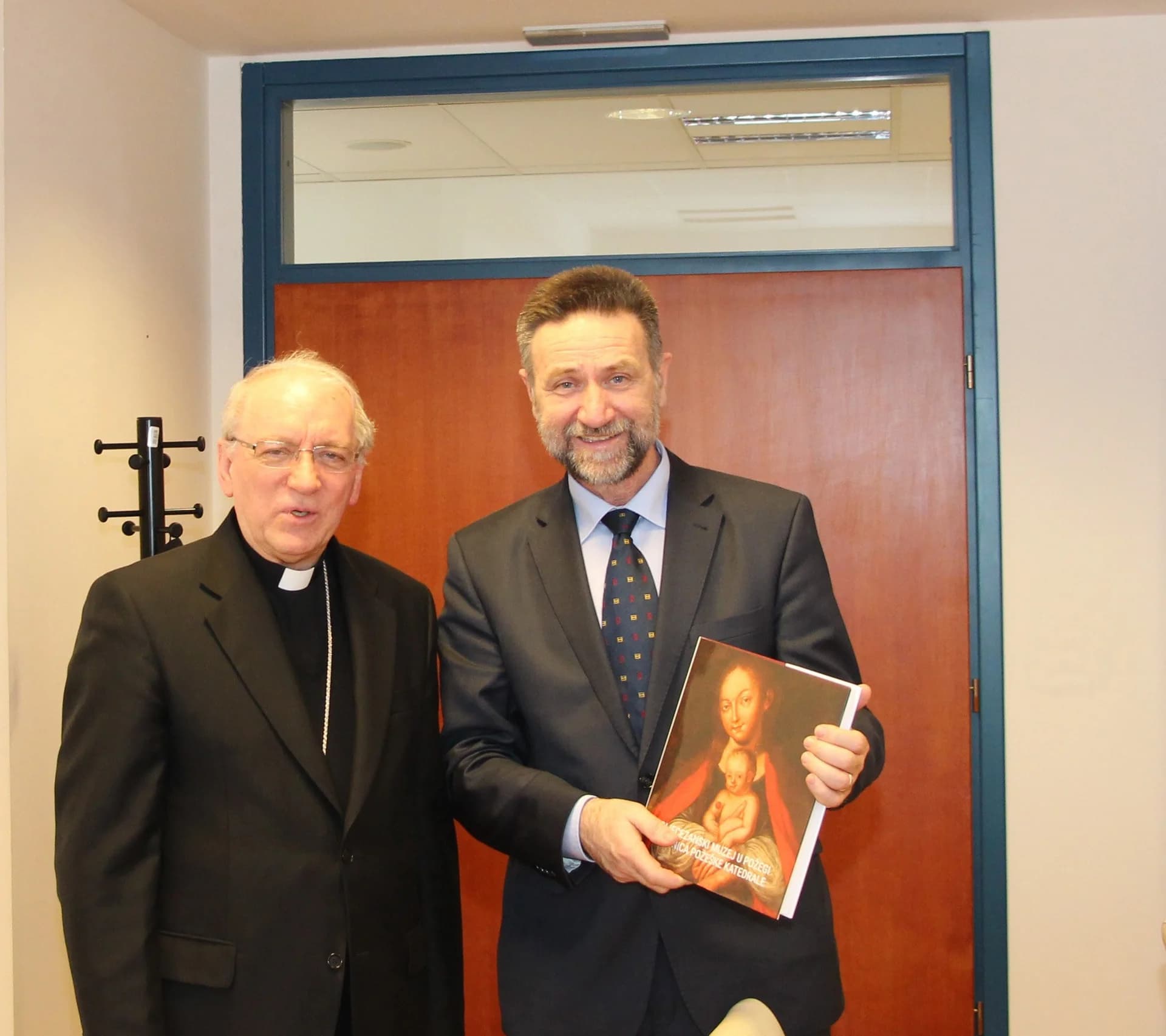Požeški biskup msgr.dr. Antun Škvorčević na radnom sastanku kod ministra znanosti i obrazovanja Pave Barišića