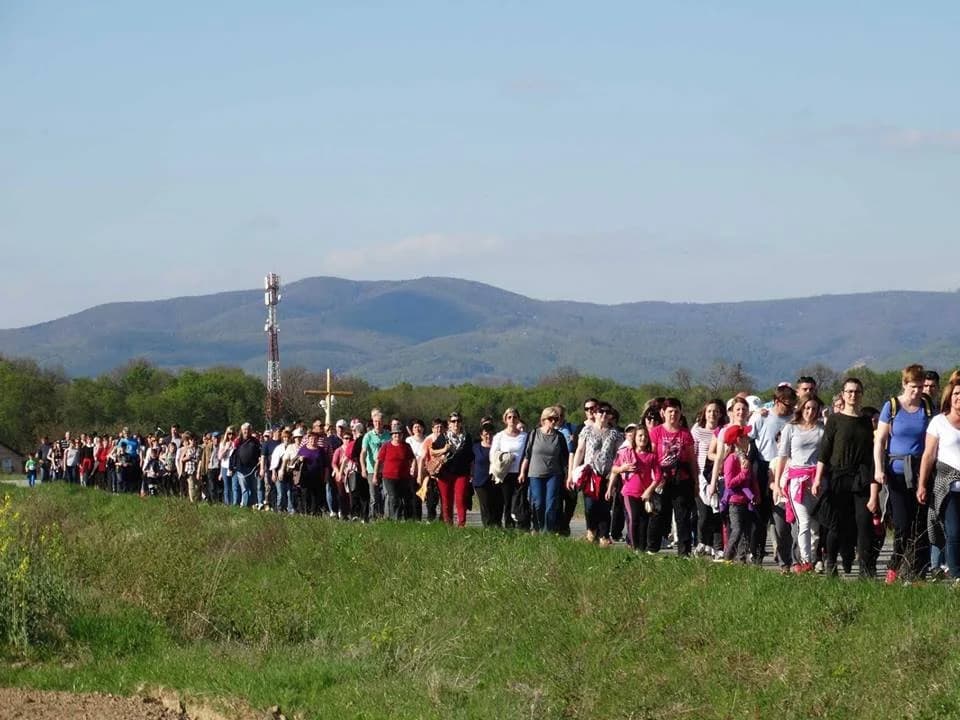 Križni put selima župe sv. Barbare Jakšić /FOTOGALERIJA/
