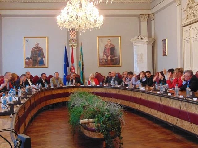 Pakračkoj uz naziv Gradska bolnica pridodan naziv i „bolnica hrvatskih veterana“