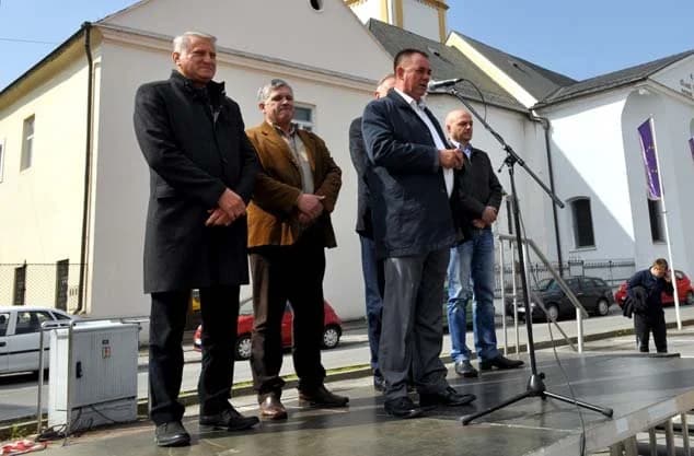 Prvi Županijski sajam poljoprivrednih gospodarstava i strukovnih škola: Izlagači od Čaglina do Lipika, iz svih gradova i općina /FOTOGALERIJA/