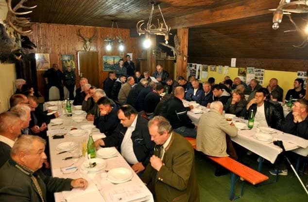 Unatoč prepirkama Zvonko Svoboda opet predsjednik, zbog krivolova tri lovca isključena, te ih osam ima zabranu lova