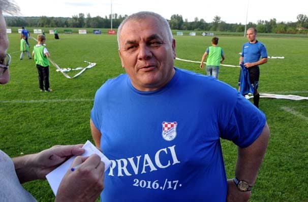 Veliko slavlje: Nogometaši Mladosti iz Pavlovaca vraćaju se u I. županijsku ligu /FOTOGALERIJA/