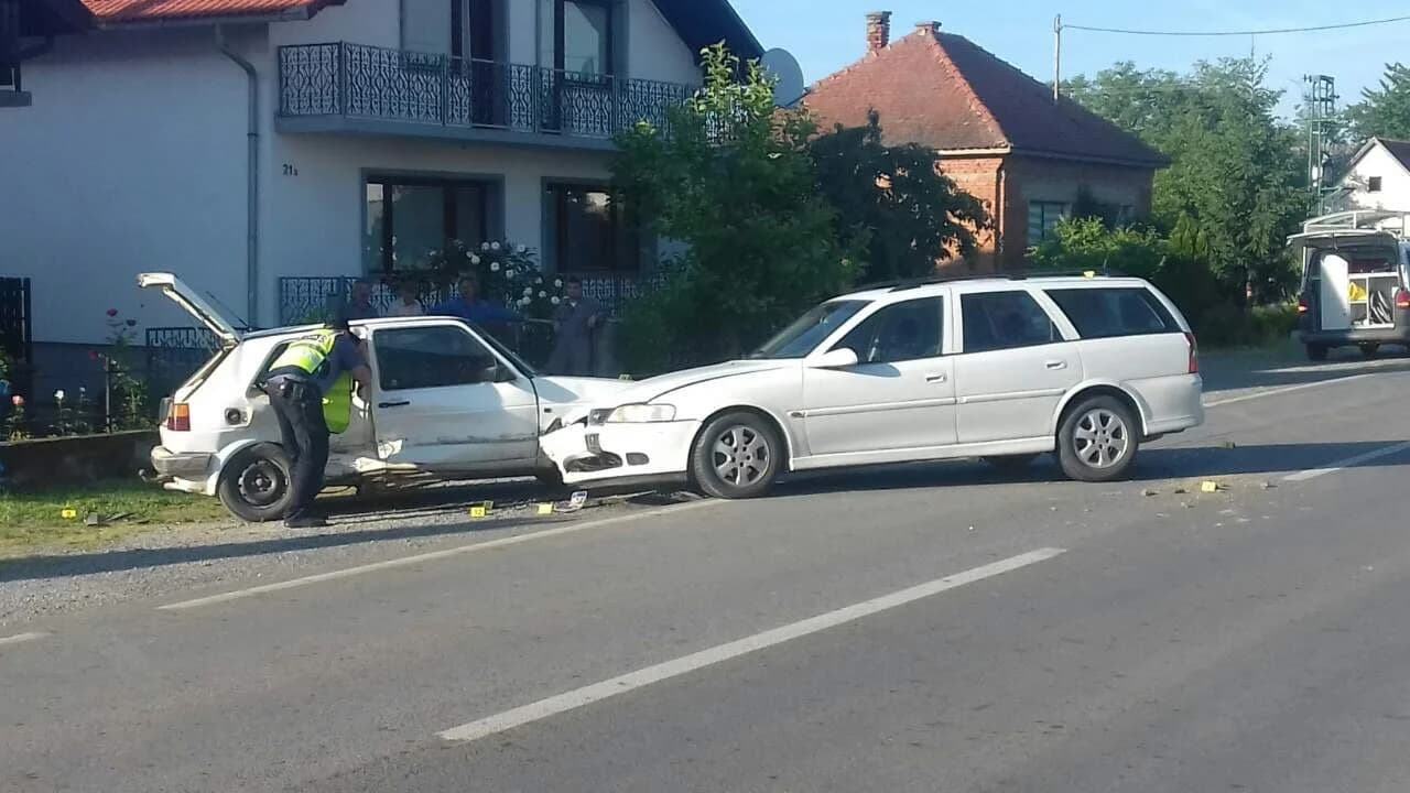 Sudar u Radnovcu: Dvoje ozlijeđenih hitna prevezla u bolnicu