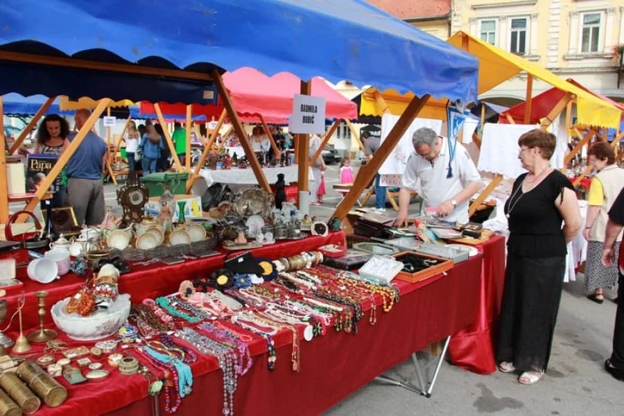 „Sajam antikviteta“: Požega, subota 17. lipnja od 9 sati na Trgu sv. Trojstva