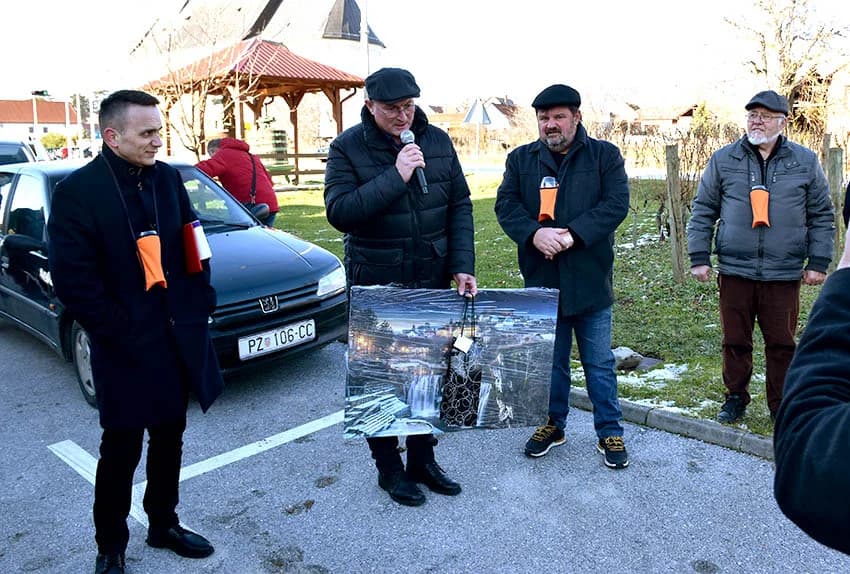 VINCELOVO OBILJEŽILA UDRUGA “VINO-KAP” IZ KAPTOLA: Ugostili prijatelje iz Jajca i Mađarske