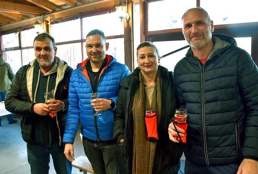VINCELOVO OBILJEŽILA UDRUGA “VINO-KAP” IZ KAPTOLA: Ugostili prijatelje iz Jajca i Mađarske