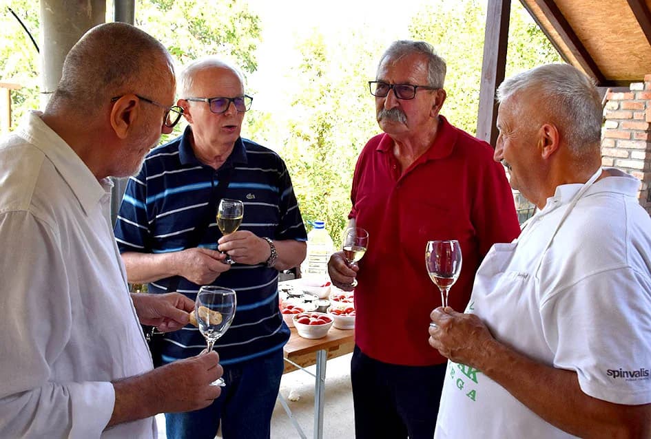 FESTIVALSKO  DRUŽENJE SA VINSKIM KARDINALOM: Nastavljena dugogodišnja tradiciJa