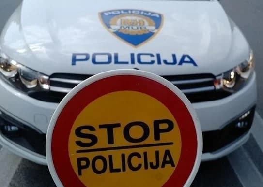 Preminuo 19-godišnjak od posljedica ozljeda u prometnoj nesreći kod Lipika