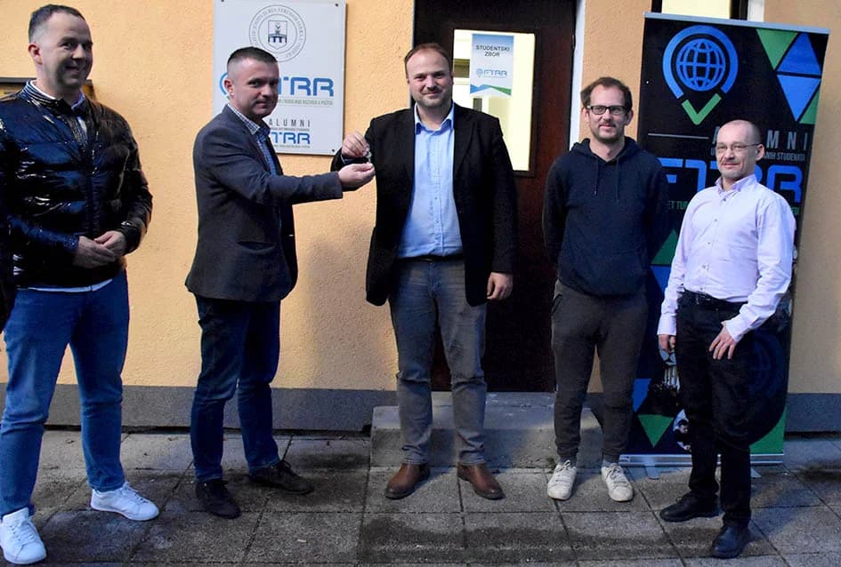 Otvoren prostor Udruge Alumni i Studentskog zbora