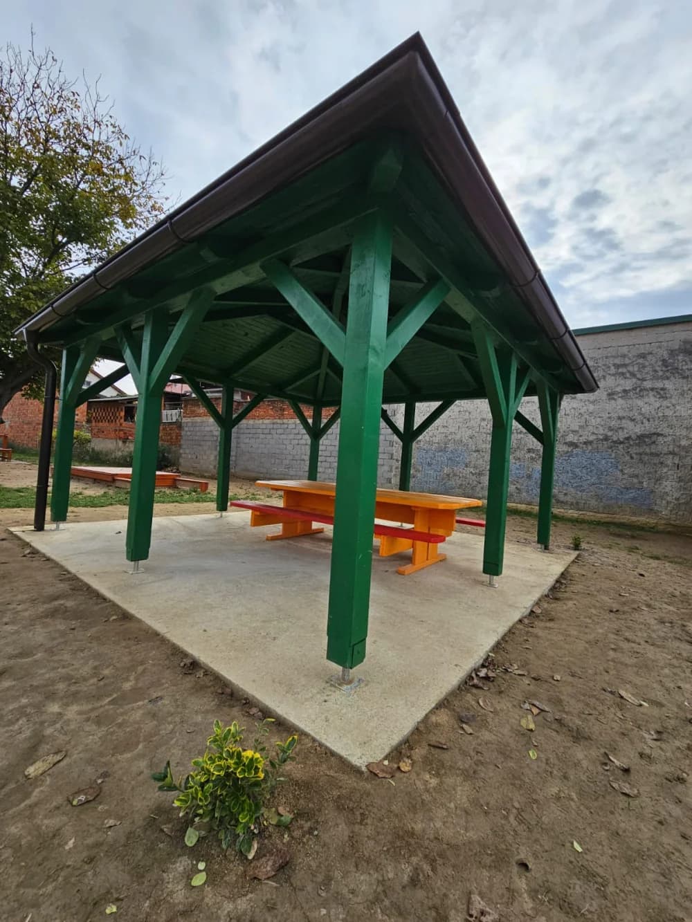 Novo ruho igrališta vrtića „Cvjetna livada“: Kvalitetniji sadržaj za igru i poboljšanu sigurnost