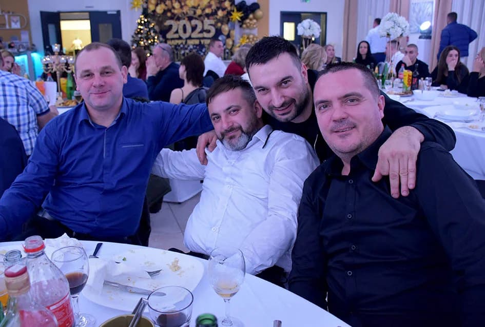 Gotovo 200 ugostitelja požeškog kraja veselo dočekalo svoju Novu godinu