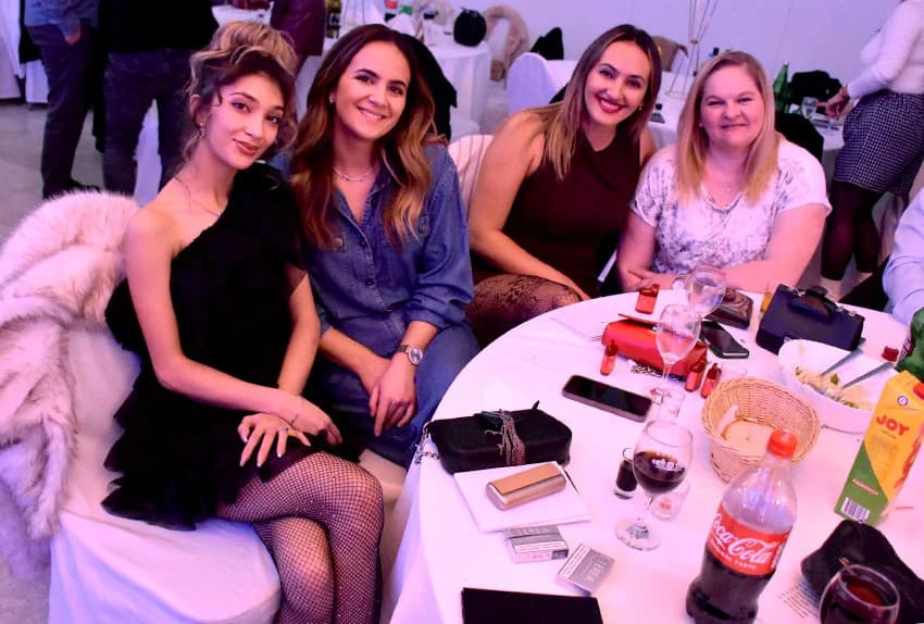 Gotovo 200 ugostitelja požeškog kraja veselo dočekalo svoju Novu godinu