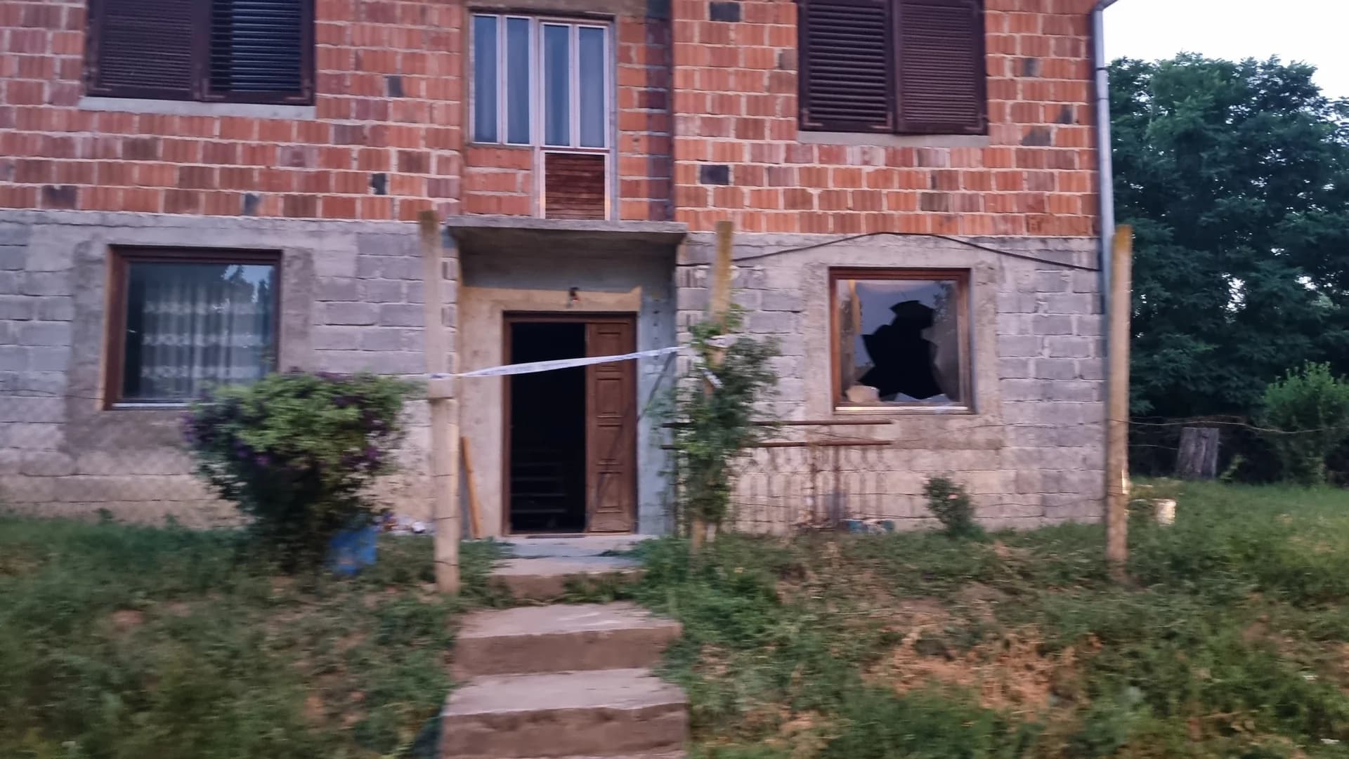 Smrtno stradala 60-godišnjakinja u požaru obiteljske kuće u Doljancima kod Biškupaca /FOTO-VIDEO/