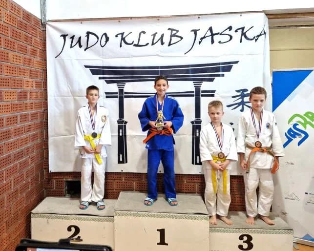 Čaglinskim judašima tri srebrne medalje u Jastrebarskom