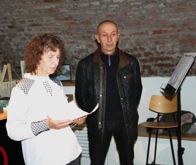 Predstavljena knjiga „Svaki dan je nova pjesma“ požeškog pjesnika i slikara Davora Zakšeka