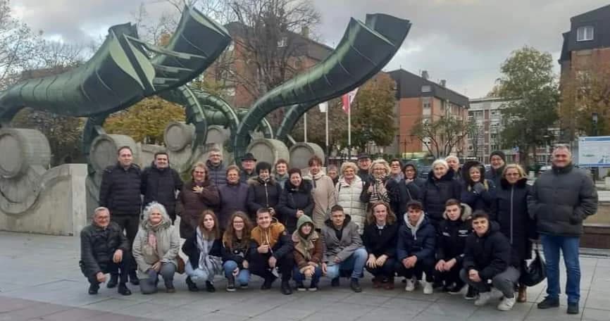 POŽEŠKI LIČANI U SRIJEMU: Mješoviti zbog Vile Velebita nastupio u Rumi