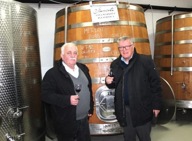 Novinar Neno Kužina posjetio tvrtku „Vina Markota“, pleterničku Knjižnicu, Muzej bećarca i Bećarski šor