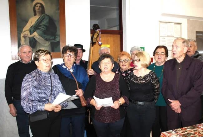 Pleternički umirovljenici posjetili Dom za starije i nemoćne Baketarić u Resniku