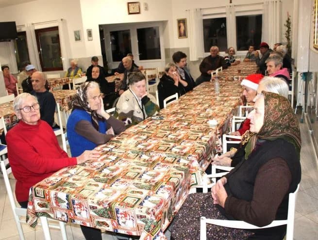 Pleternički umirovljenici posjetili Dom za starije i nemoćne Baketarić u Resniku