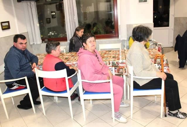 Pleternički umirovljenici posjetili Dom za starije i nemoćne Baketarić u Resniku