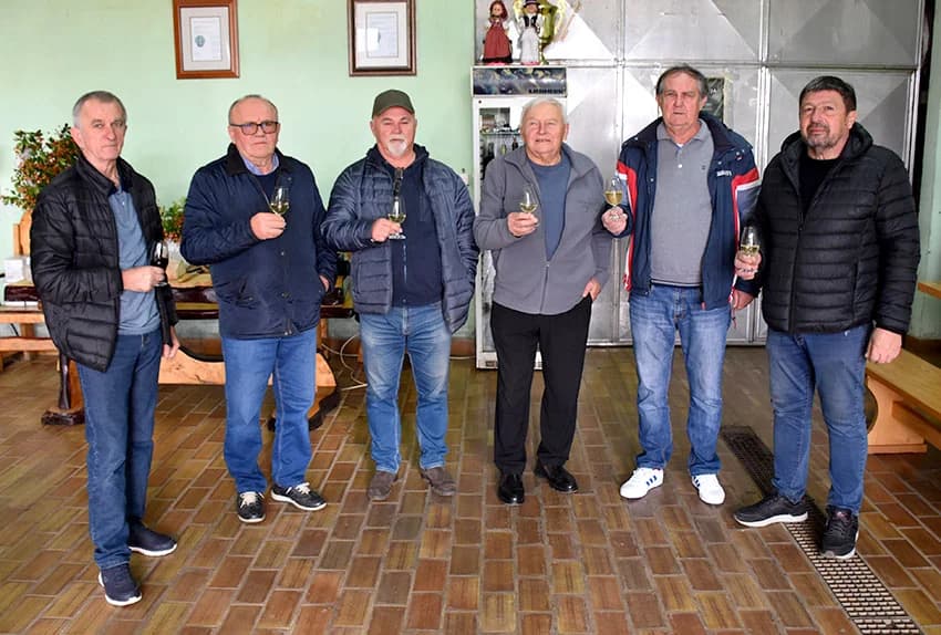 Obilaskom bačvi ispratili staru godinu