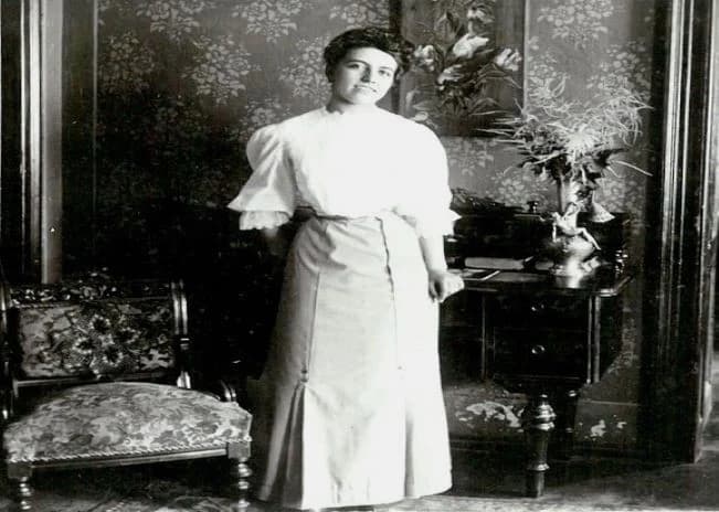 U siječnju he 1884. godine u Požegi rođena hrvatska književnica i prevoditeljica Zdenka Marković