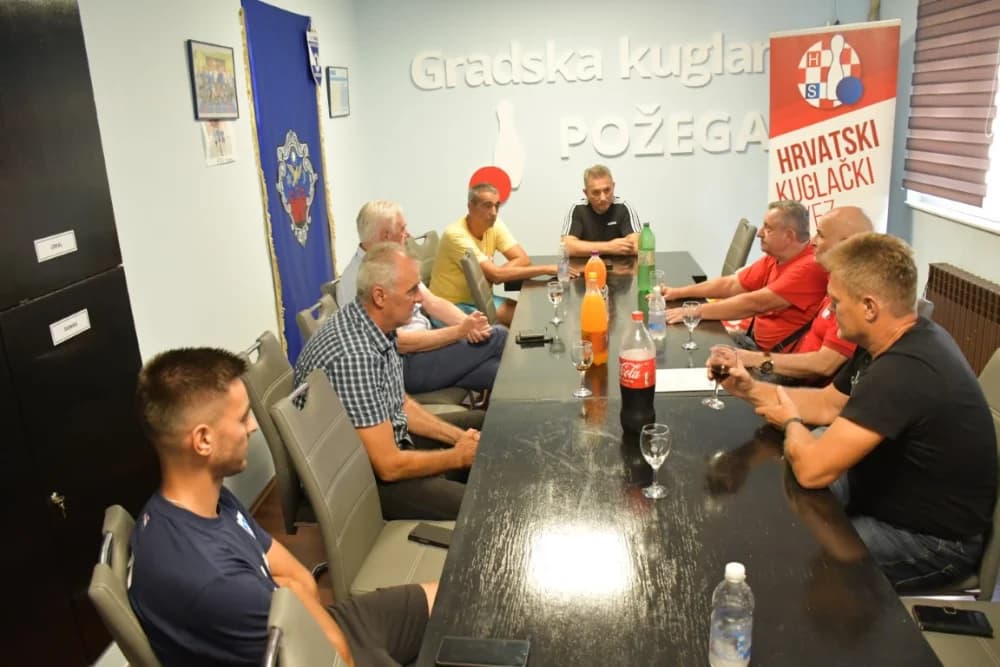 Požega domaćin Kuglačkog kampa za mlade: „Želim da napredujete u sportu kojeg volite“