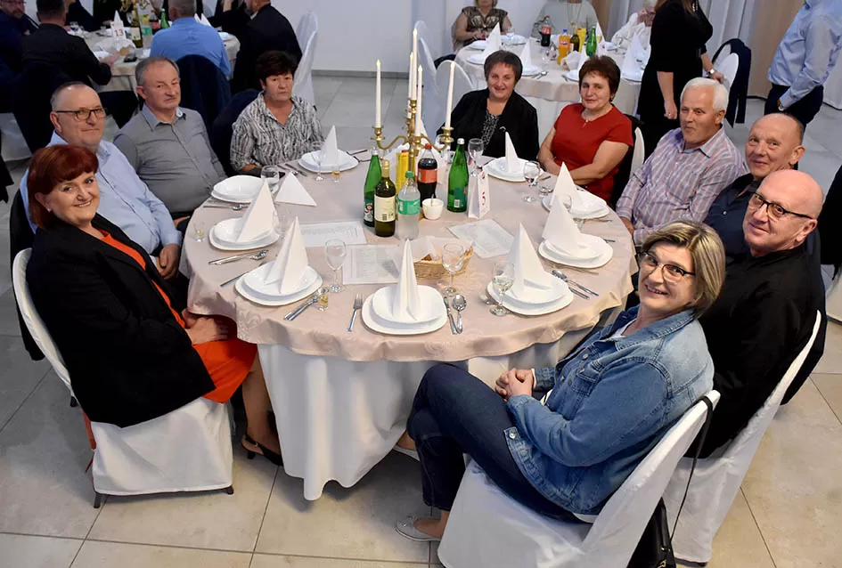 LIČKA VEČER 2025.: Ličani dijele zavičajnost  sa ljudima oko sebe