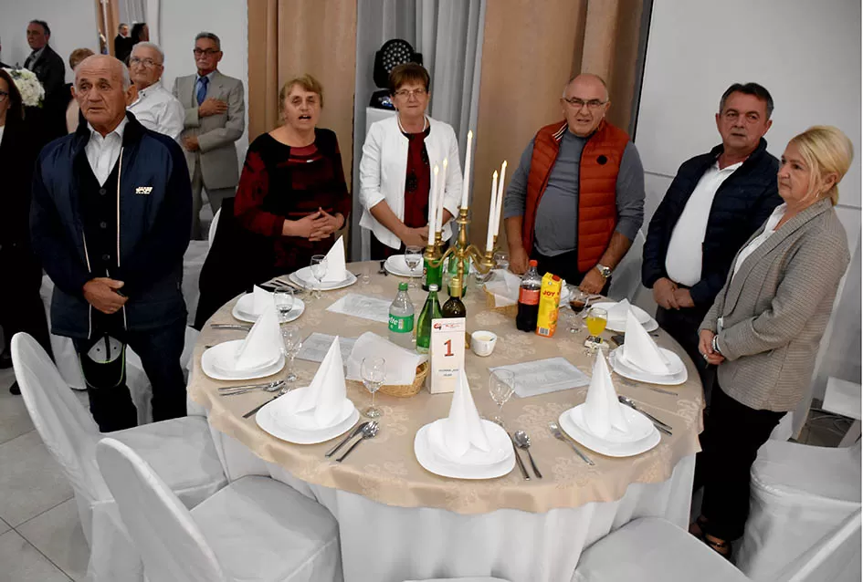 LIČKA VEČER 2025.: Ličani dijele zavičajnost  sa ljudima oko sebe