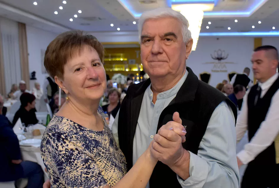 LIČKA VEČER 2025.: Ličani dijele zavičajnost  sa ljudima oko sebe